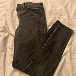 Black Skinny Jeans
